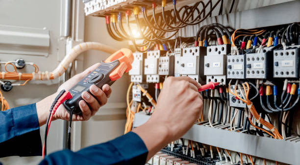 Best Commercial Electrician Services  in Clanton, AL